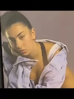 Charli XCX OnlyFans Leaked Free Thumbnail Picture - #dnZDllY3Z9
