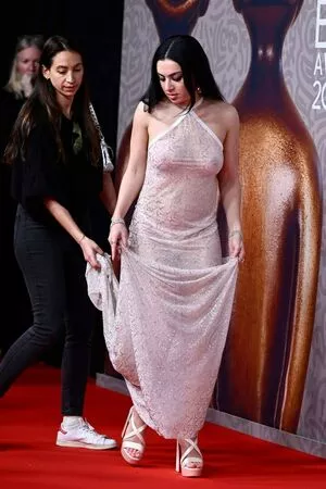 Charli XCX OnlyFans Leaked Free Thumbnail Picture - #eDE2D7wL85