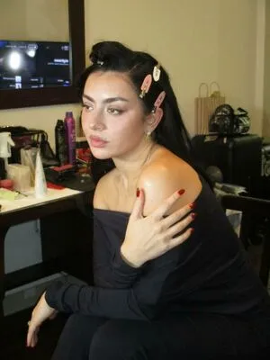 Charli XCX OnlyFans Leaked Free Thumbnail Picture - #eHqjiRTKZj