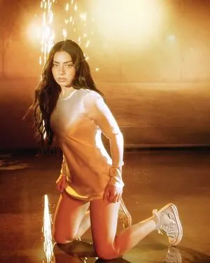 Charli XCX OnlyFans Leaked Free Thumbnail Picture - #eNq8jCf1wE