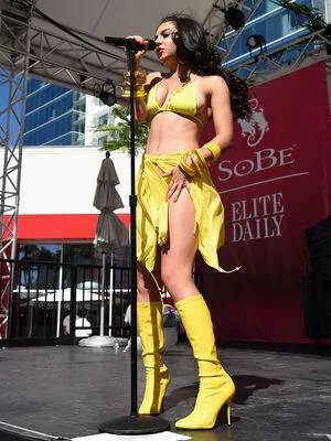 Charli XCX OnlyFans Leaked Free Thumbnail Picture - #ebELWgjVB5