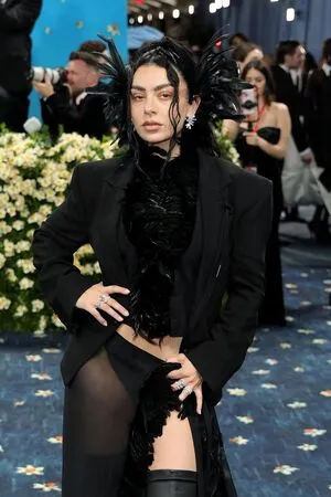 Charli XCX OnlyFans Leaked Free Thumbnail Picture - #glRkbFMrhz