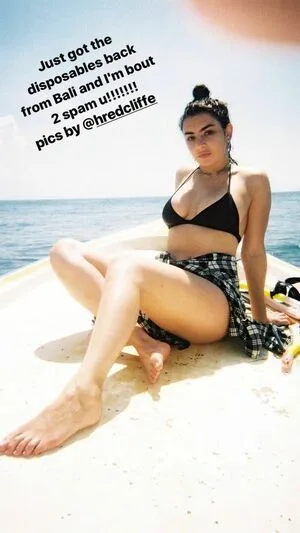 Charli XCX OnlyFans Leaked Free Thumbnail Picture - #i7yffc7c24