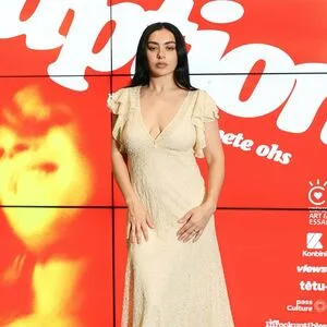 Charli XCX OnlyFans Leaked Free Thumbnail Picture - #jhEQ4xD4Da