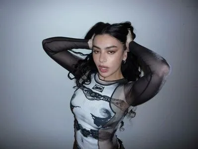 Charli XCX OnlyFans Leaked Free Thumbnail Picture - #keX4YOyBe8