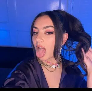 Charli XCX OnlyFans Leaked Free Thumbnail Picture - #lo4Z6TlvVr