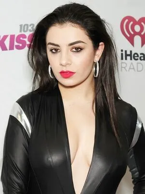 Charli XCX OnlyFans Leaked Free Thumbnail Picture - #m6bp6w2G4w