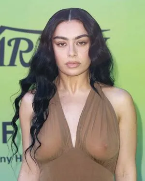 Charli XCX OnlyFans Leaked Free Thumbnail Picture - #mDaF1GNfw5