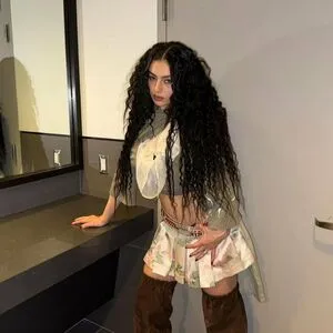 Charli XCX OnlyFans Leaked Free Thumbnail Picture - #mNsO3PCuWu