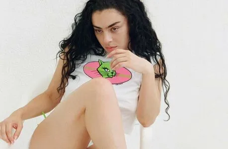 Charli XCX OnlyFans Leaked Free Thumbnail Picture - #mXMP5h02d5