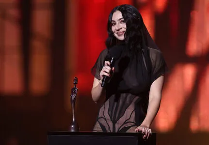 Charli XCX OnlyFans Leaked Free Thumbnail Picture - #nOoHtvNvI8
