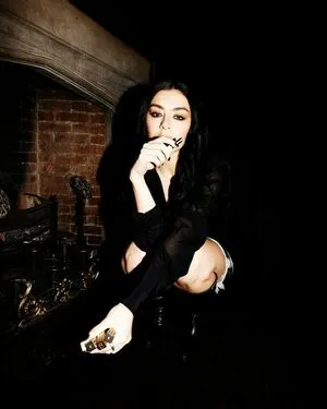 Charli XCX OnlyFans Leaked Free Thumbnail Picture - #o1AlMNjvXH