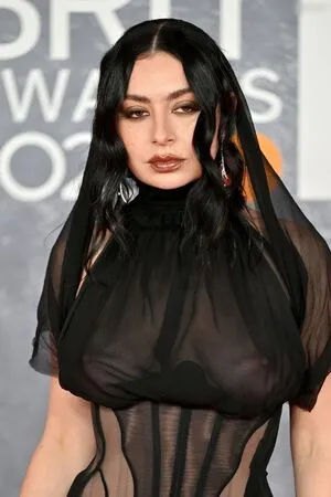 Charli XCX OnlyFans Leaked Free Thumbnail Picture - #pP1Vo3JYCY