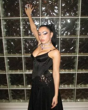 Charli XCX OnlyFans Leaked Free Thumbnail Picture - #pXE3qSQcSP