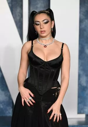Charli XCX OnlyFans Leaked Free Thumbnail Picture - #qJb5M3hGzn
