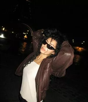 Charli XCX OnlyFans Leaked Free Thumbnail Picture - #qRW34uqzxM