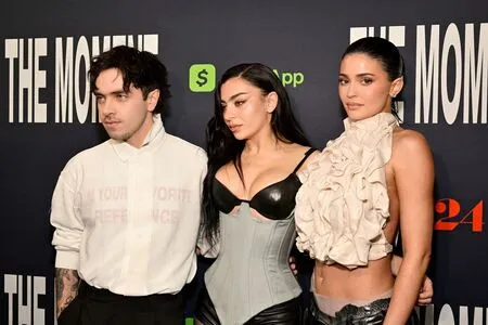 Charli XCX OnlyFans Leaked Free Thumbnail Picture - #sFFzFNVPkZ