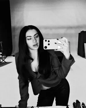 Charli XCX OnlyFans Leaked Free Thumbnail Picture - #uMPo3c88cv