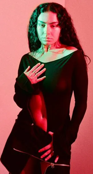 Charli XCX OnlyFans Leaked Free Thumbnail Picture - #wxNAhGVec7
