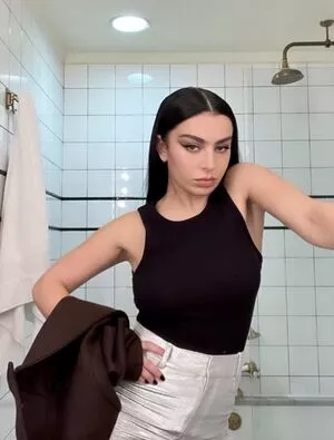 Charli XCX OnlyFans Leaked Free Thumbnail Picture - #xF1li8B1yn