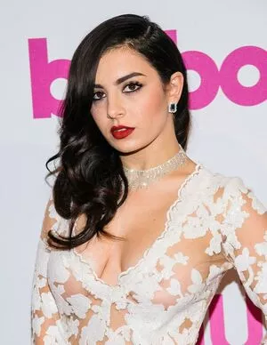 Charli XCX OnlyFans Leaked Free Thumbnail Picture - #xhYGUb9MyN