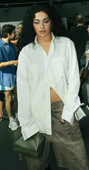 Charli XCX OnlyFans Leaked Free Thumbnail Picture - #y0xzO8RFfW