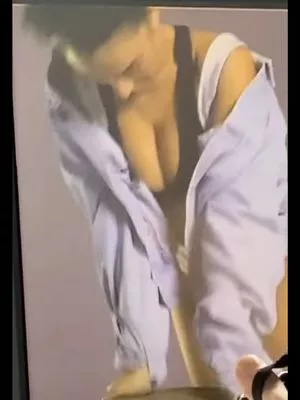 Charli XCX OnlyFans Leaked Free Thumbnail Picture - #y7boGu9N76