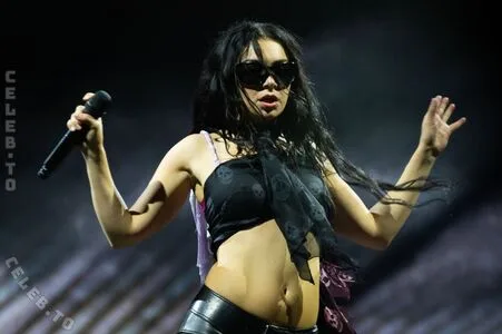 Charli XCX OnlyFans Leaked Free Thumbnail Picture - #ywBudspaMG