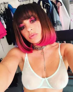 Charli XCX OnlyFans Leaked Free Thumbnail Picture - #zeTExN0Col