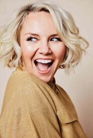 Charlie Brooks OnlyFans Leaked Free Thumbnail Picture - #AYMZPutZFs