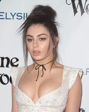 Charlie XCX OnlyFans Leaked Free Thumbnail Picture - #W3Ej3Hmfwc