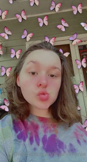 Charliiieyrae OnlyFans Leaked Free Thumbnail Picture - #5WxHlE7YaW