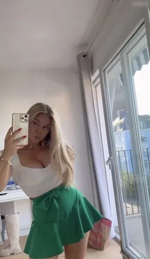 Charlimart OnlyFans Leaked Free Thumbnail Picture - #0muwiM1kqZ