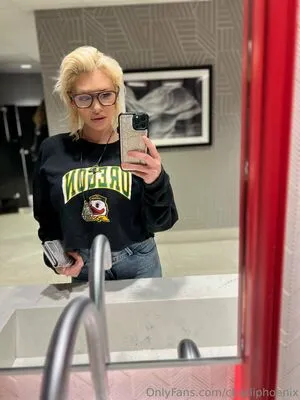 Charliphoenix OnlyFans Leaked Free Thumbnail Picture - #pKxHmdN28u