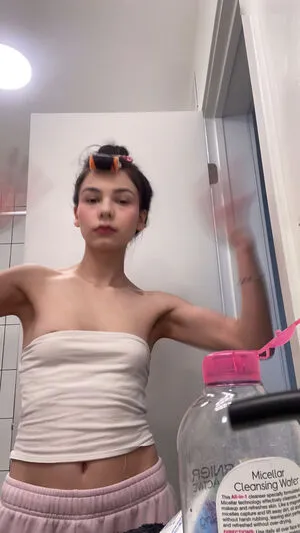 Charlize OnlyFans Leaked Free Thumbnail Picture - #Pr7dcmnOO2