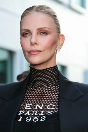 Charlize Theron OnlyFans Leaked Free Thumbnail Picture - #QJoEnwBY27