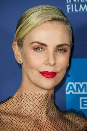 Charlize Theron OnlyFans Leaked Free Thumbnail Picture - #abHXGCI0m5