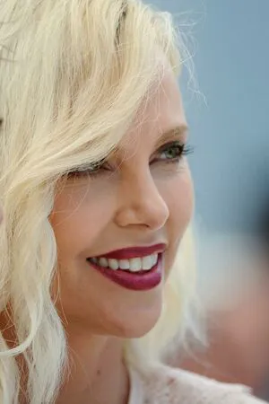 Charlize Theron OnlyFans Leaked Free Thumbnail Picture - #kveefqBzHE