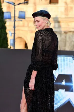 Charlize Theron OnlyFans Leaked Free Thumbnail Picture - #vC435HJhiX