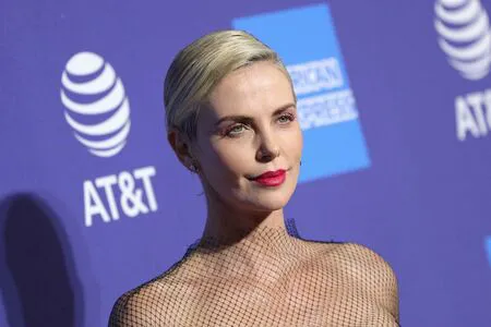 Charlize Theron OnlyFans Leaked Free Thumbnail Picture - #ykyc2IJDzu
