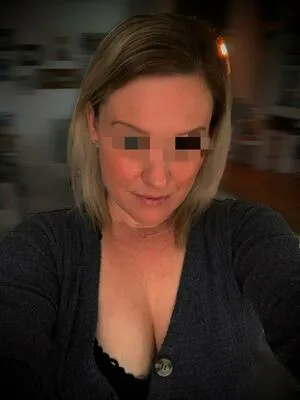 Charlizefoxxx OnlyFans Leaked Free Thumbnail Picture - #6rOaCsz1Pk