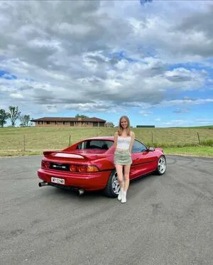 Charlotte OnlyFans Leaked Free Thumbnail Picture - #GmsilWXYN0