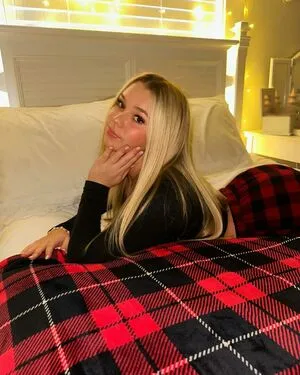 Charlotte Booth OnlyFans Leaked Free Thumbnail Picture - #xh06gi67Bo