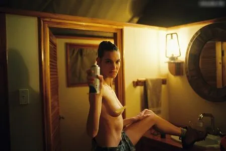 Charlotte Cardin OnlyFans Leaked Free Thumbnail Picture - #lS4VYHd0WQ