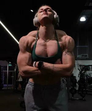 Charlotte Chant OnlyFans Leaked Free Thumbnail Picture - #2mxOYDc2bu