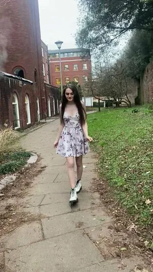 Charlotte Hush OnlyFans Leaked Free Thumbnail Picture - #MtAE21erL4