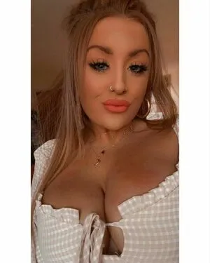Charlotte Irvine OnlyFans Leaked Free Thumbnail Picture - #2mlQOW3w35