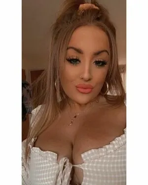 Charlotte Irvine OnlyFans Leaked Free Thumbnail Picture - #xVyKlivrIq