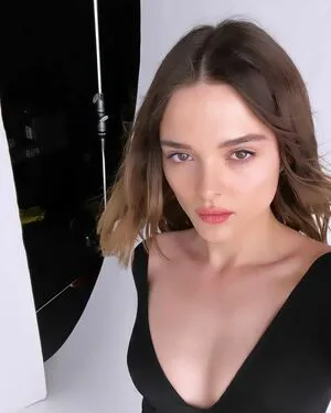 Charlotte Lawrence OnlyFans Leaked Free Thumbnail Picture - #5i7b1ajUoZ