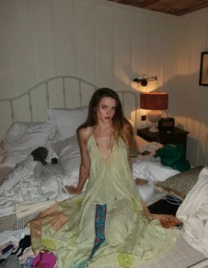 Charlotte Lawrence OnlyFans Leaked Free Thumbnail Picture - #7IxcKZrnQl